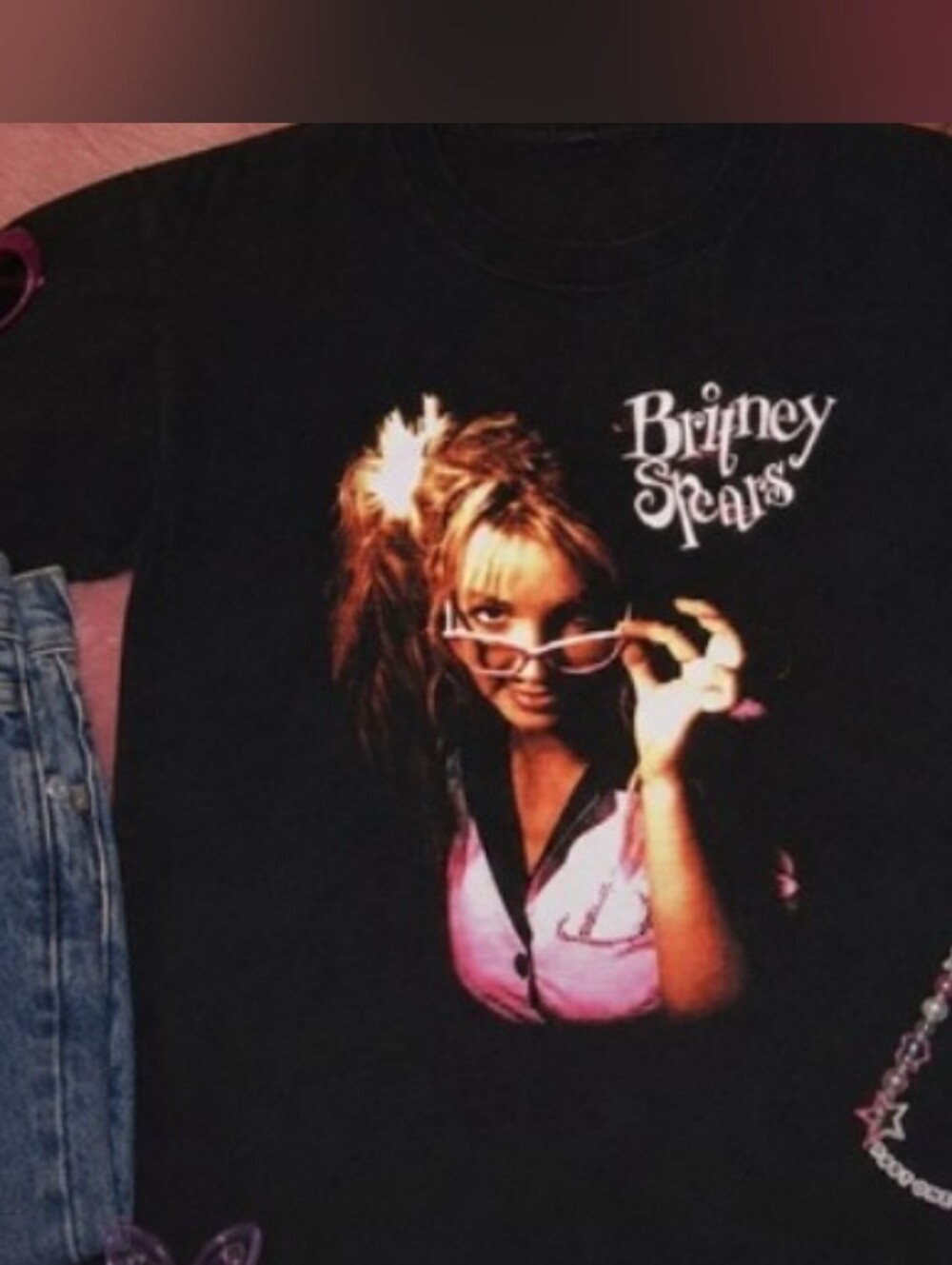 Britney Spears Graphic Tee 🩷🖤 (Large) - Picture 2 of 2